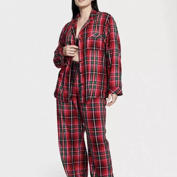 Victoria's Secret Red and Black Plaid Pajama Set - Picture 1 of 10